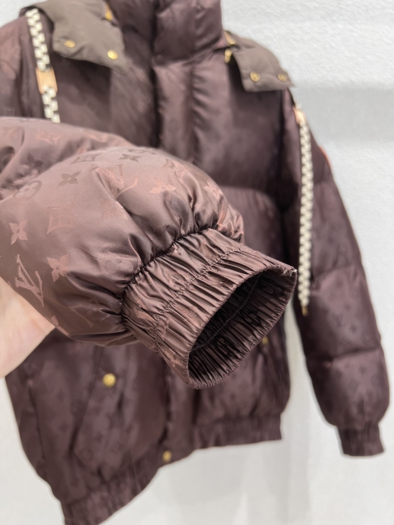 l0vis Vvtt0n outwear